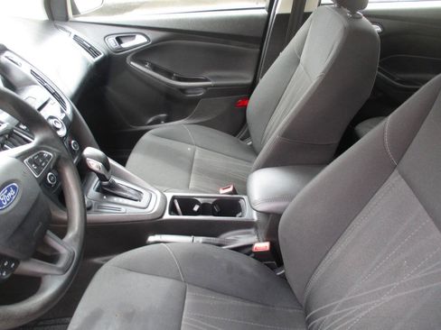 Used 2018 Ford Focus SEL FWD image 14