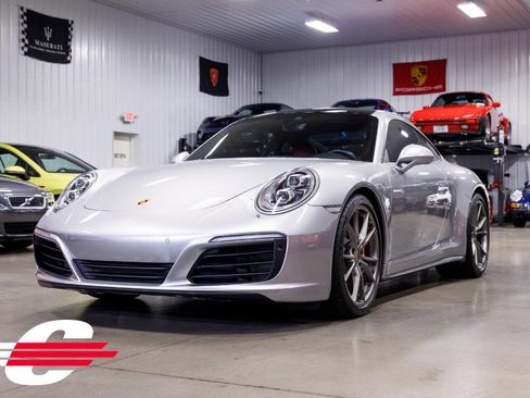 Used 2017 Porsche 911 Carrera 4S image 7
