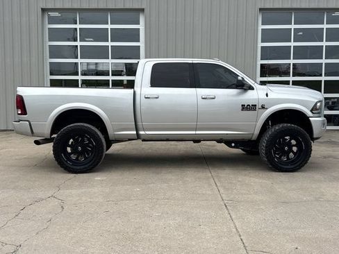 Used 2018 RAM 3500 Laramie w/ Sport Appearance Group AWD/4WD image 2