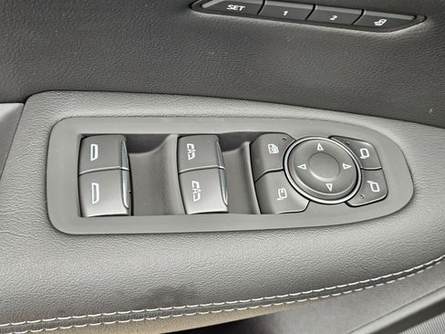 New 2025 Cadillac XT5 Sportv w/ LPO, Blue Accent Package image 20