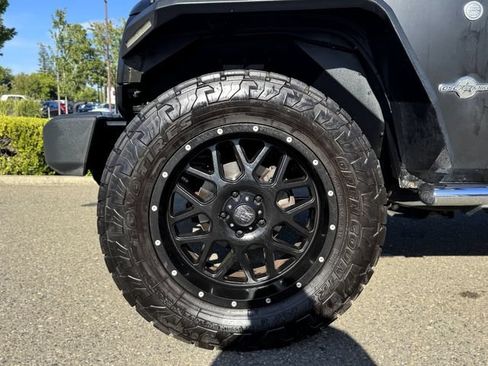 Used 2015 Jeep Wrangler Unlimited Sport AWD/4WD image 11