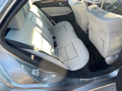 Used 2011 Mercedes-Benz E 350 4MATIC Sedan image 25