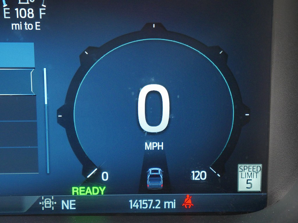 Used 2024 Ford F150 Lariat AWD/4WD image 33