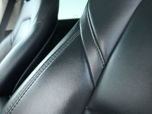 Used 2023 Tesla Model 3 Standard Range image 12