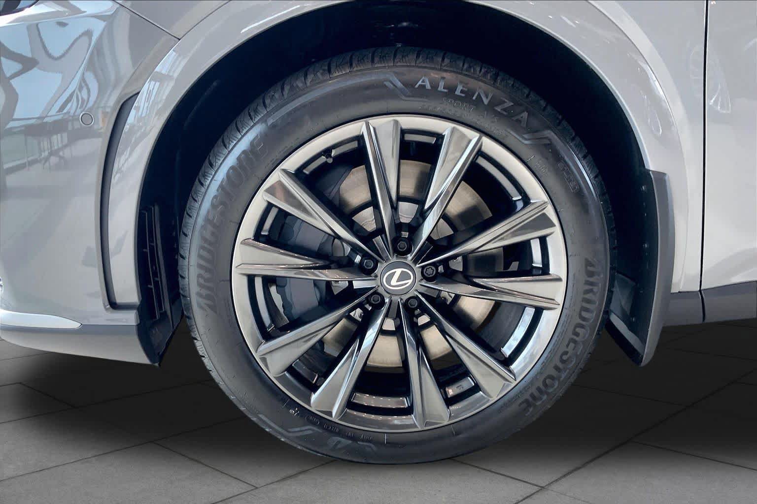 New 2026 Lexus RX 350 F Sport w/ Convenience Package AWD/4WD image 11