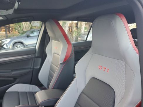 New 2026 Volkswagen GTI SE FWD image 22