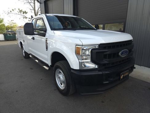 Used 2020 Ford F250 XL AWD/4WD image 6
