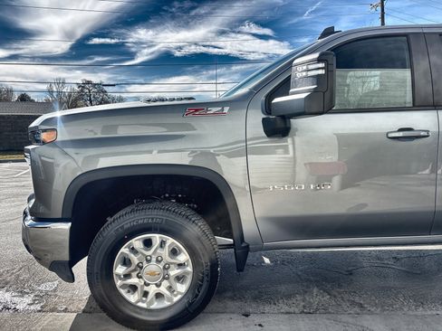 New 2026 Chevrolet Silverado 3500 LT w/ Safety Package AWD/4WD image 16