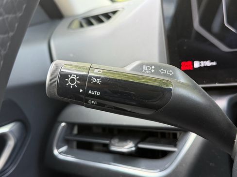 Used 2025 Kia K4 EX FWD image 26