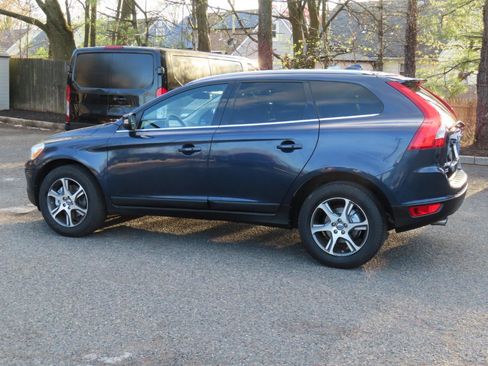Used 2013 Volvo XC60 T6 image 3