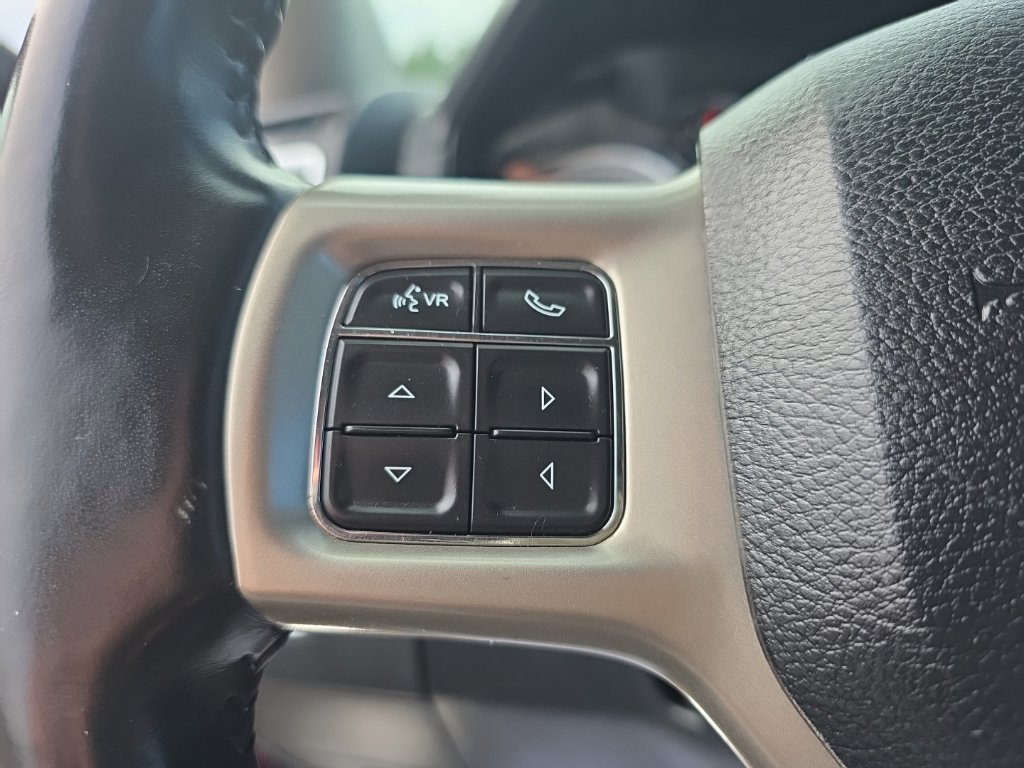 Used 2018 RAM 1500 Laramie w/ Convenience Group AWD/4WD image 35