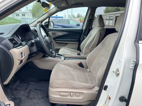 Used 2016 Honda Pilot EX image 15