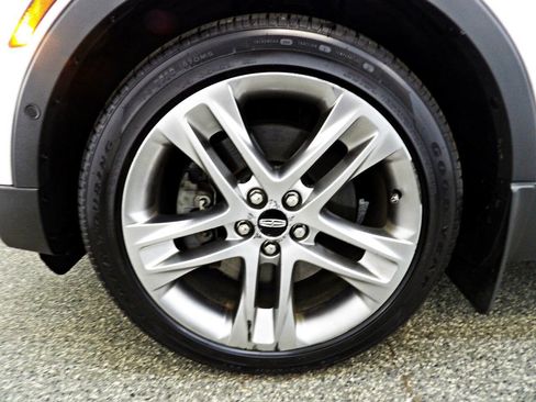 Used 2015 Lincoln MKC AWD w/ Equipment Group 102A Reserve image 19
