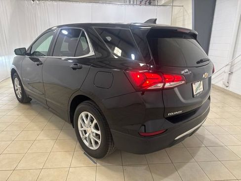 Used 2024 Chevrolet Equinox LT AWD/4WD image 3