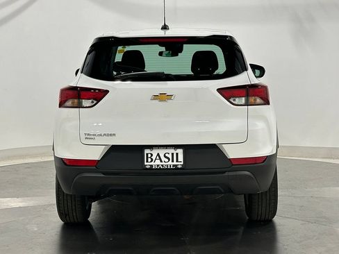 Used 2023 Chevrolet TrailBlazer LS AWD/4WD image 12