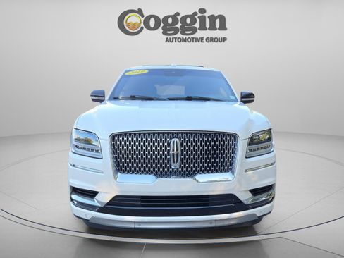 Used 2019 Lincoln Navigator Reserve AWD/4WD image 8