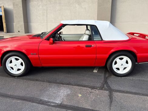 Used 1992 Ford Mustang LX image 36