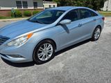 Used 2013 Hyundai Sonata SE image 2