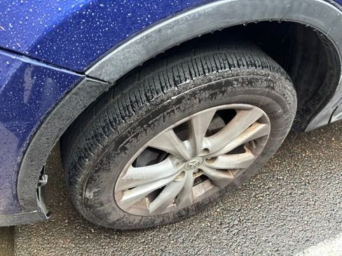 Used 2015 Toyota RAV4 Limited image 8