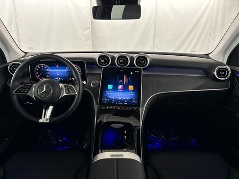 Certified 2025 Mercedes-Benz GLC 350e 4MATIC image 15