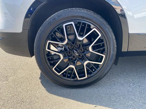 Used 2023 Chevrolet Blazer RS w/ Driver Confidence II Package image 7