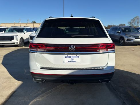 New 2026 Volkswagen Atlas SE FWD image 6
