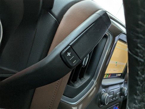 Used 2019 Chevrolet Silverado 1500 High Country w/ Trailer Camera Package image 24