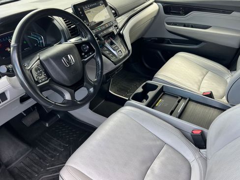 Used 2022 Honda Odyssey Elite image 11