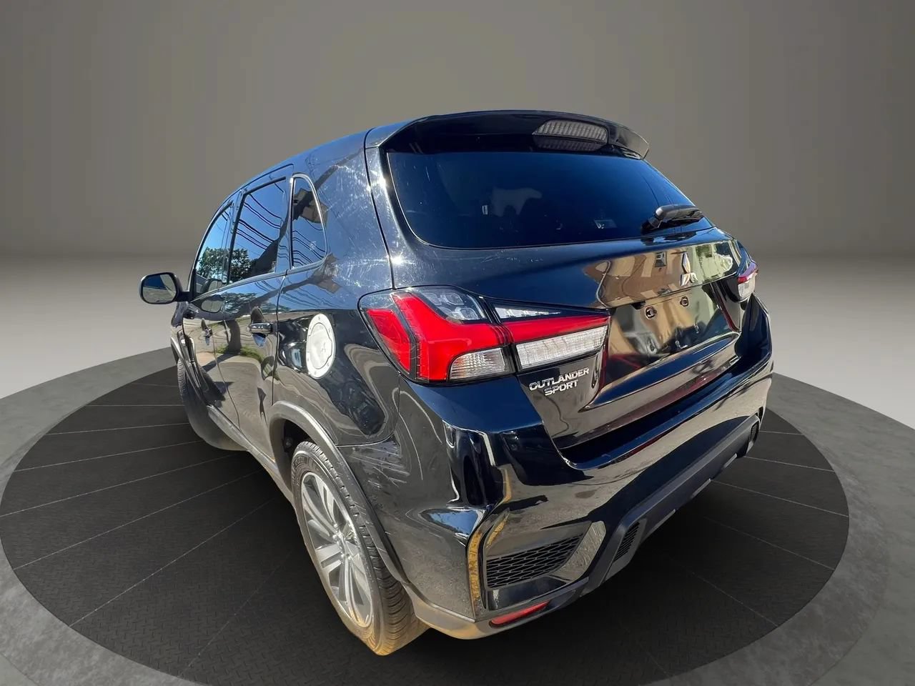 Used 2021 Mitsubishi Outlander Sport ES AWD/4WD image 3
