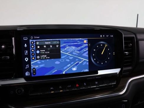 Used 2024 Chevrolet Silverado 1500 LT AWD/4WD image 25