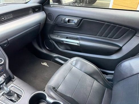 Used 2020 Ford Mustang GT Premium RWD image 37