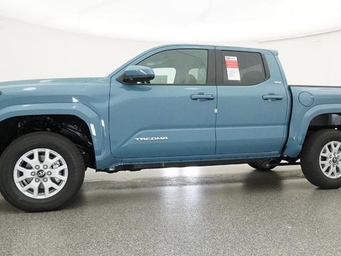 New 2026 Toyota Tacoma SR5 image 18