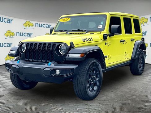 Used 2023 Jeep Wrangler Unlimited w/ Sun & Screen Package AWD/4WD image 3