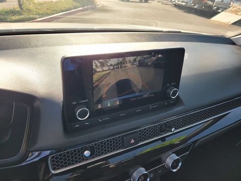 Used 2022 Honda Civic LX image 13