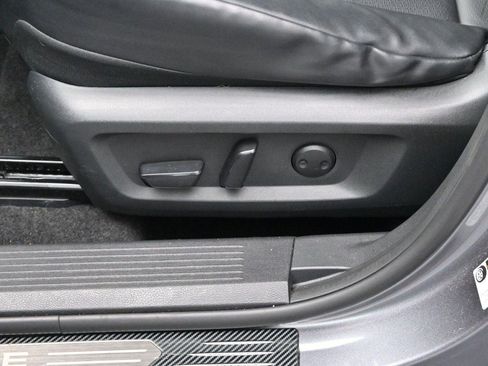 Used 2021 Nissan Rogue SV w/ Premium Package FWD image 14