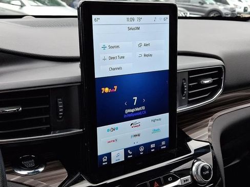 Certified 2023 Ford Explorer Limited w/ Limited Technology Package AWD/4WD image 19