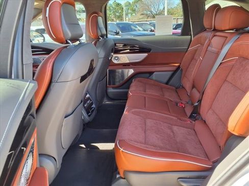 New 2025 Lincoln Nautilus Black Label w/ Jet Appearance Package image 13