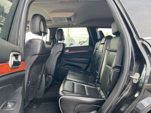 Used 2011 Jeep Grand Cherokee Overland image 23