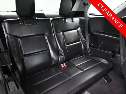 Used 2022 Ford Explorer XLT w/ Equipment Group 202A image 19