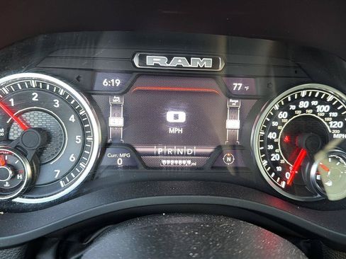 Used 2024 RAM 1500 Laramie RWD image 13