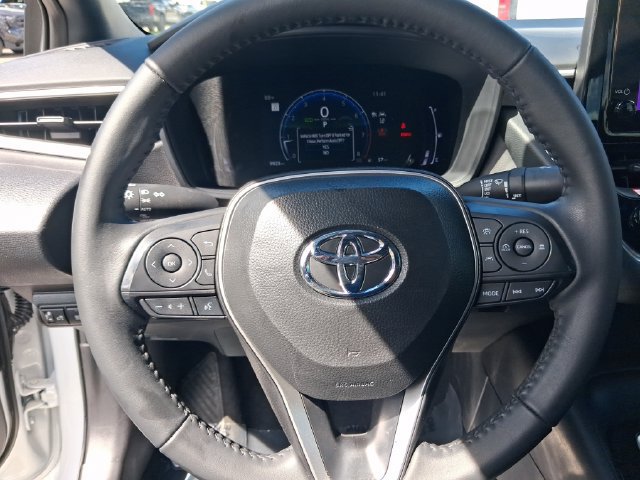 Used 2026 Toyota Corolla SE FWD image 15