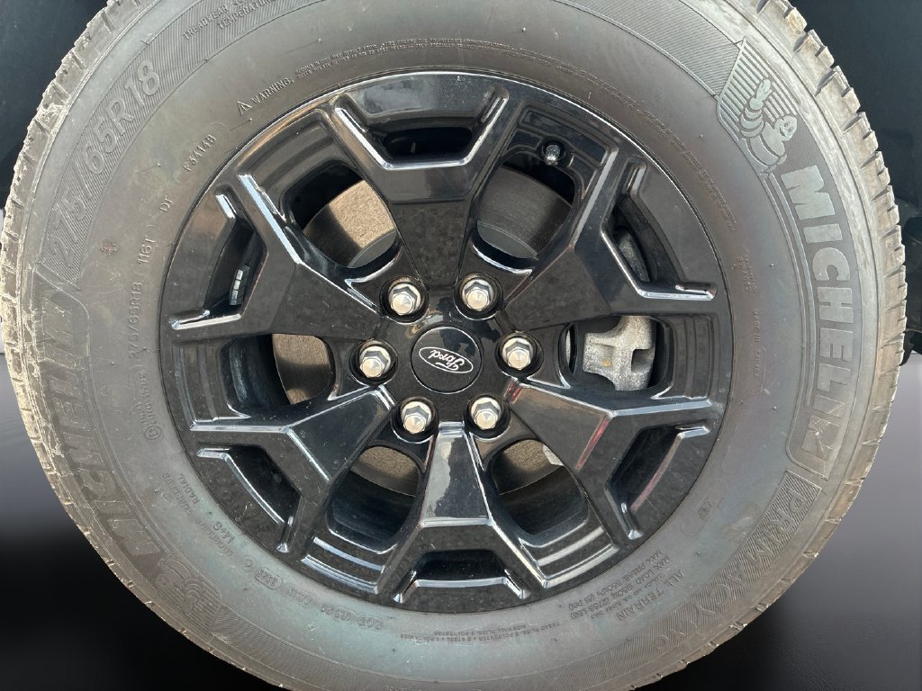 Used 2025 Ford F150 Lightning XLT AWD/4WD image 9