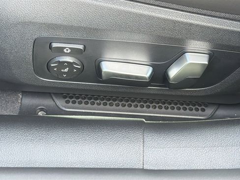 New 2026 BMW M850i xDrive image 25