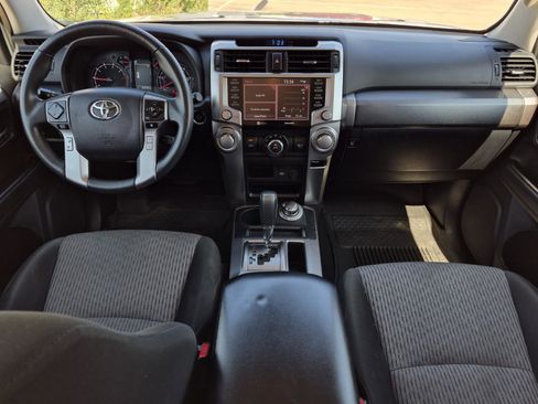 Used 2021 Toyota 4Runner SR5 AWD/4WD image 20