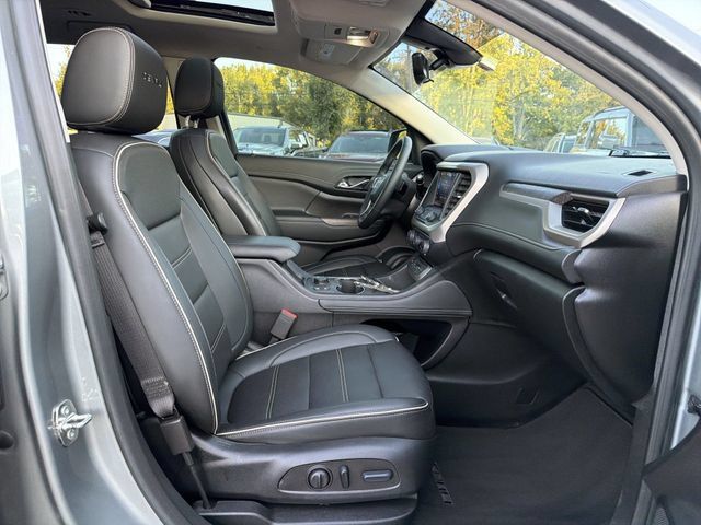 Used 2023 GMC Acadia Denali w/ Denali Ultimate Package FWD image 20
