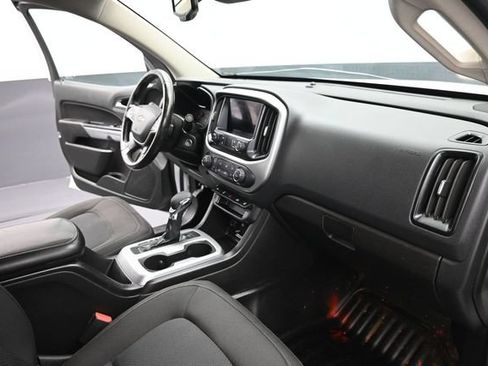 Used 2022 Chevrolet Colorado LT w/ Fleet Safety Package AWD/4WD image 24