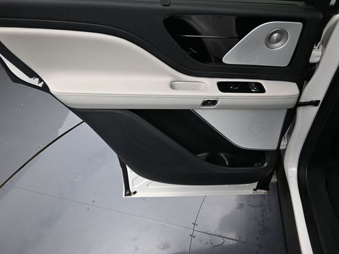 New 2025 Lincoln Aviator Reserve w/ Equipment Group 201A image 21