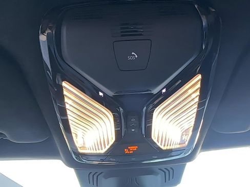 Used 2019 BMW X7 xDrive50i w/ M Sport Package image 14