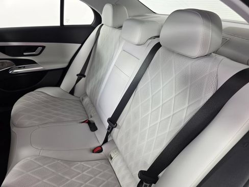 Certified 2025 Mercedes-Benz E 450 4MATIC Sedan image 15