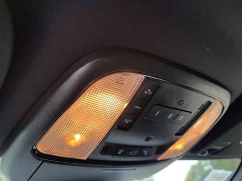 Used 2023 Dodge Durango GT image 30